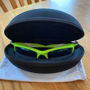 Brand new boys Oakley half-jacket 2.0 sunglasses
